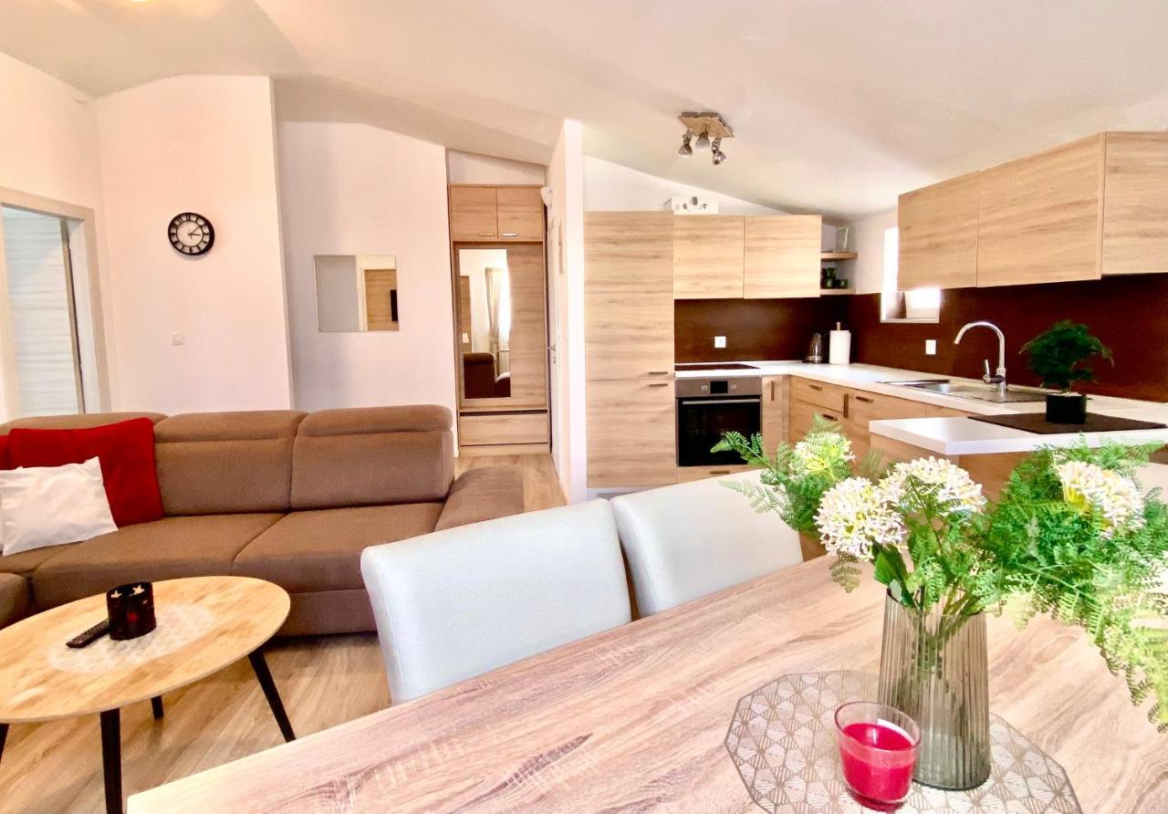 Golden Apartments Žaborić Kültér fotó